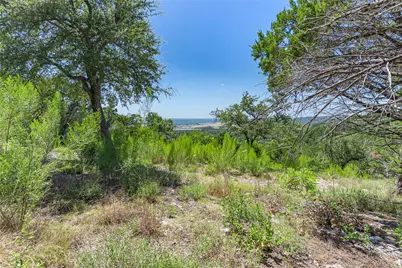 8512 Bronco Buster Trail, Lago Vista, TX 78645 - Photo 17