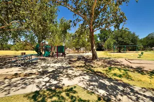 7685 Northcross Dr, Austin, TX 78757 - Photo 13