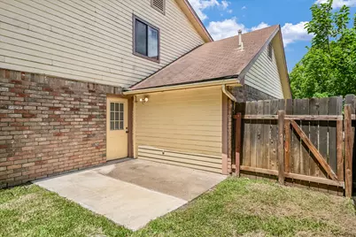 803 Valley View Drive #B, Pflugerville, TX 78660 - Photo 15