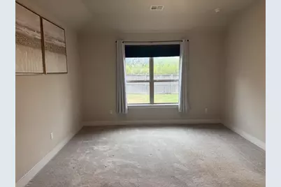 8615 McKamy Drive, Austin, TX 78744 - Photo 9