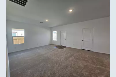 856 Rancho Del Cielo Loop, Jarrell, TX 76537 - Photo 5