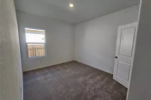 856 Rancho Del Cielo Loop, Jarrell, TX 76537 - Photo 19