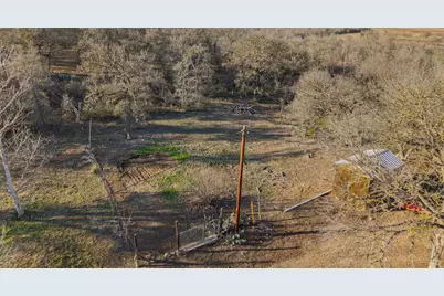 274 Old Austin Trail, Elgin, TX 78621 - Photo 19