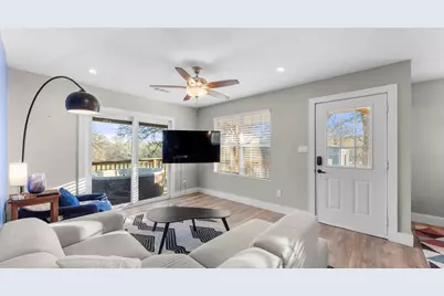 274 Old Austin Trail, Elgin, TX 78621 - Photo 15