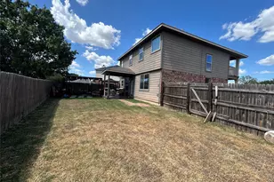 1615 Bluebell Cir, Lockhart, TX 78644 - Photo 19