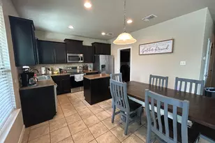 1615 Bluebell Cir, Lockhart, TX 78644 - Photo 5