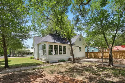 600 Short Street, Smithville, TX 78957 - Photo 33