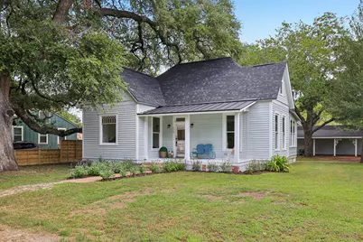 600 Short Street, Smithville, TX 78957 - Photo 1