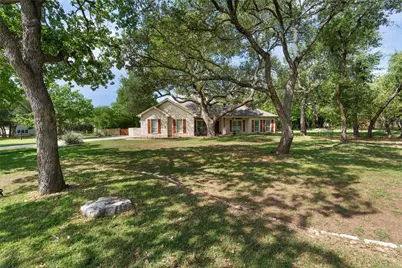 223 E Ridgewood Road, Georgetown, TX 78633 - Photo 5