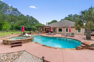 223 E Ridgewood Rd, Georgetown, TX 78633 - Photo 25