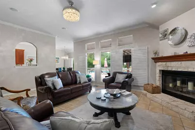 223 E Ridgewood Road, Georgetown, TX 78633 - Photo 7