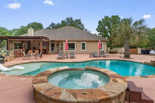 223 E Ridgewood Rd, Georgetown, TX 78633 - Photo 23
