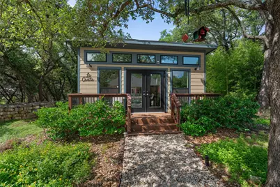 223 E Ridgewood Road, Georgetown, TX 78633 - Photo 3