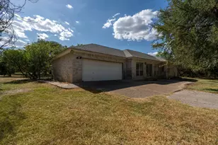 740 Coyote Run, New Braunfels, TX 78132 - Photo 9
