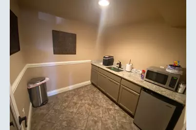 302 W Main Street #101, Round Rock, TX 78664 - Photo 19