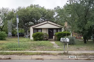 4714 E Southcross Blvd, San Antonio, TX 78222 - Photo 7