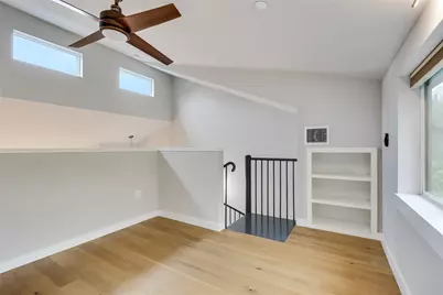 913 Duncan Lane #203, Austin, TX 78705 - Photo 17