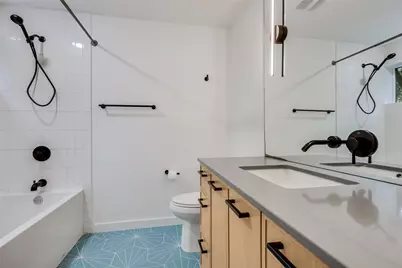 913 Duncan Lane #203, Austin, TX 78705 - Photo 25