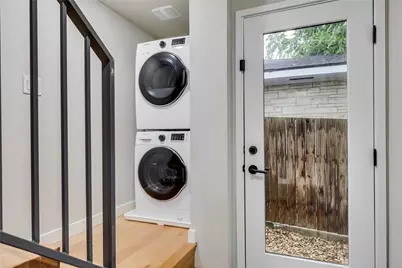 913 Duncan Lane #203, Austin, TX 78705 - Photo 23