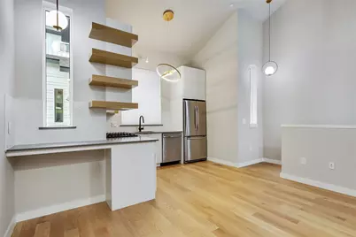 913 Duncan Lane #203, Austin, TX 78705 - Photo 3