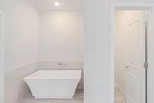 204 Greenway Dr, Georgetown, TX 78628 - Photo 13