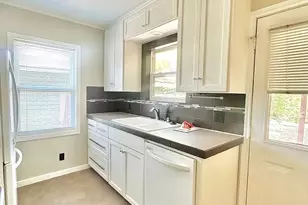 2712 Windsor Rd, Austin, TX 78703 - Photo 3