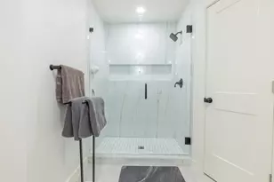 2214 Lear Ln, Austin, TX 78745 - Photo 33