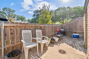 1015 E Yager Ln, Austin, TX 78753 - Photo 9