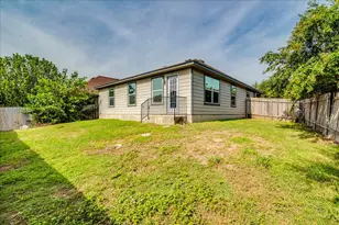 270 Cushman Dr, Kyle, TX 78640 - Photo 3