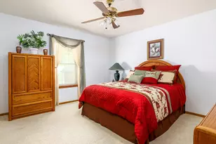 704 Enfield Rd, Rockdale, TX 76567 - Photo 17