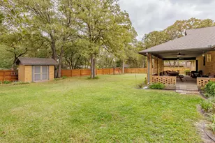 704 Enfield Rd, Rockdale, TX 76567 - Photo 33
