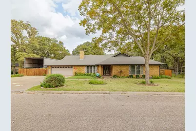 704 Enfield Road, Rockdale, TX 76567 - Photo 5