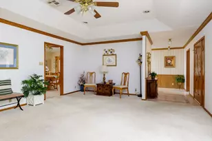 704 Enfield Rd, Rockdale, TX 76567 - Photo 5