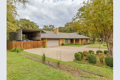 704 Enfield Road, Rockdale, TX 76567 - Photo 3