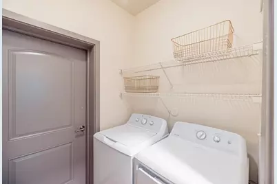 8515 S Interstate 35 Road #09106, Austin, TX 78744 - Photo 23