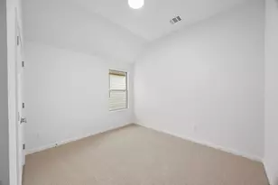 171 Hornet St, Elgin, TX 78621 - Photo 21