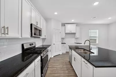 15404 Flowers View, Pflugerville, TX 78660 - Photo 3