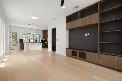 913 Capitol Court #1, Austin, TX 78756 - Photo 9