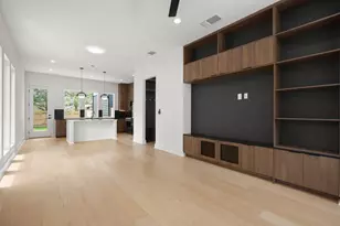 913 Capitol Ct, Austin, TX 78756 - Photo 9
