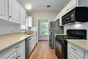 1809 W 39th St, Austin, TX 78731 - Photo 31