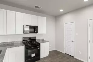 110 Backwater Rd, Kyle, TX 78640 - Photo 17