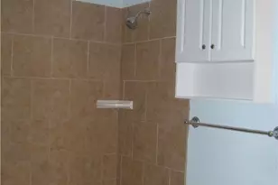 114 E 31st St, Austin, TX 78705 - Photo 9