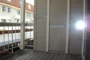 114 E 31st St, Austin, TX 78705 - Photo 21