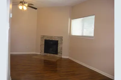 114 E 31st Street #210, Austin, TX 78705 - Photo 3