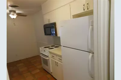 2308 Barton Skyway NW #B, Austin, TX 78704 - Photo 3