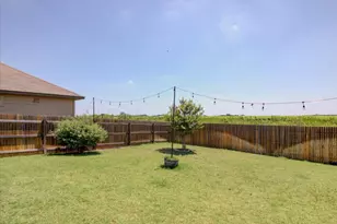 403 Kyra Ln, Taylor, TX 76574 - Photo 33