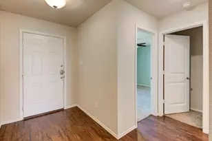 403 Kyra Ln, Taylor, TX 76574 - Photo 5