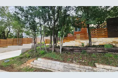 1134 Lott Avenue, Austin, TX 78721 - Photo 27