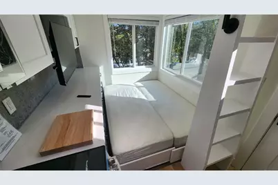 1134 Lott Avenue, Austin, TX 78721 - Photo 9