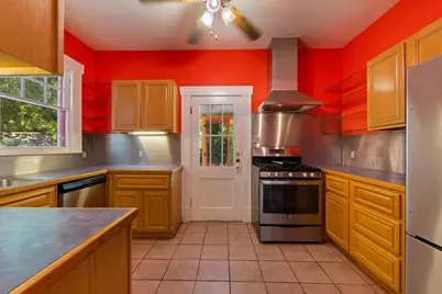39 Chalmers Avenue, Austin, TX 78702 - Photo 21